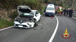 Scontro fra auto e moto sulla strada per Gairo, ci sono feriti